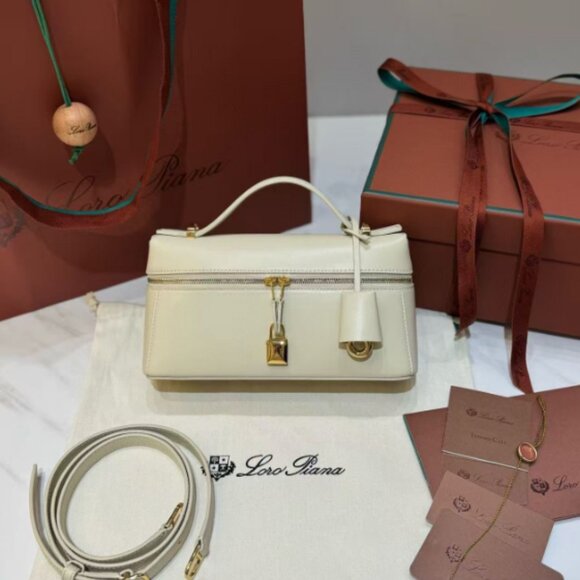 LORO PIANA new women's plain white shoulder bag - Picture 1 of 5